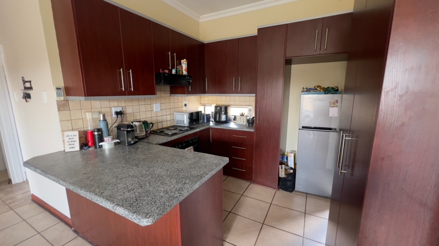 3 Bedroom Property for Sale in Langenhovenpark Free State